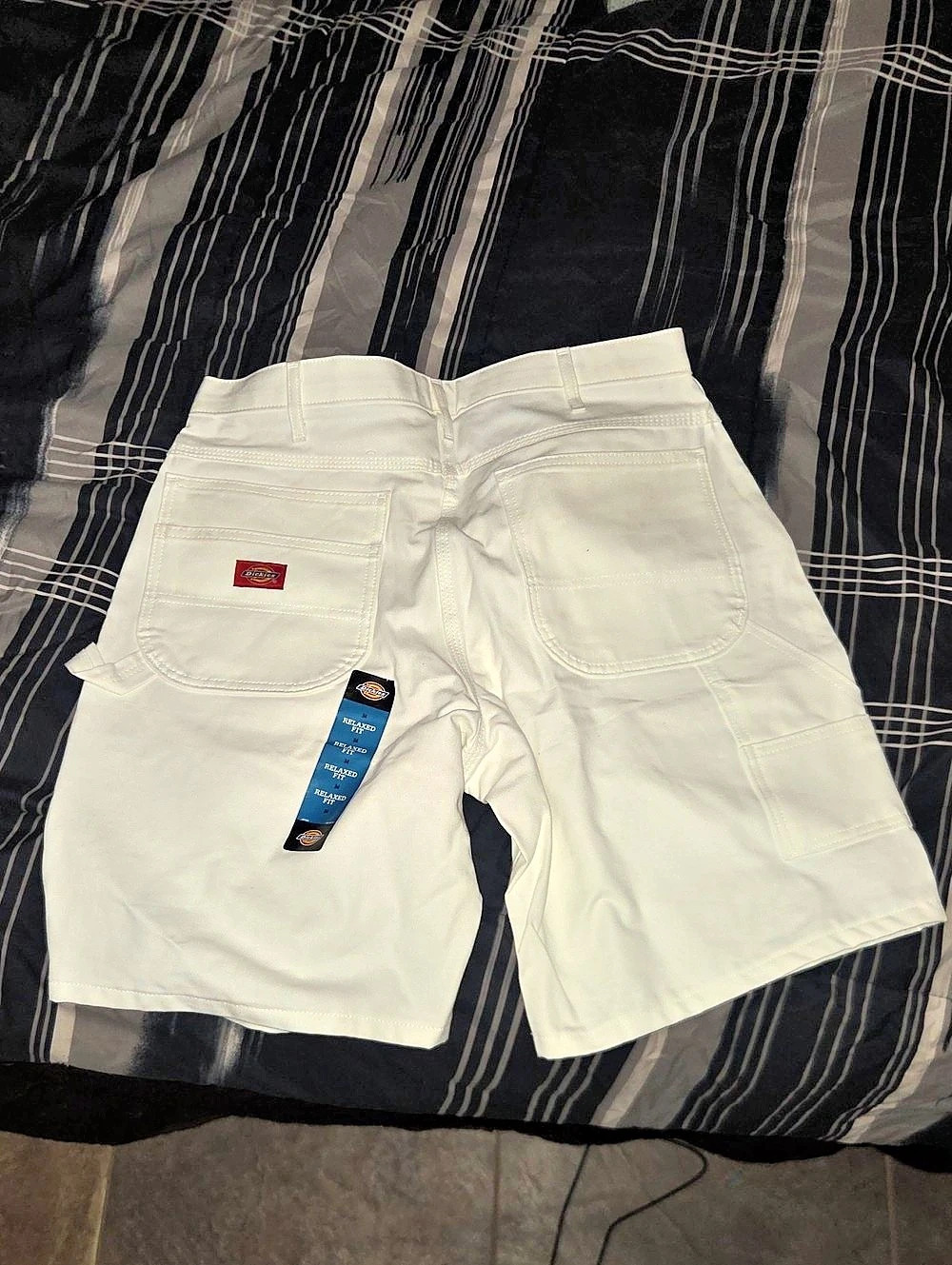 Dickies Utility Painter's Shorts Cargo Shorts in Beige
